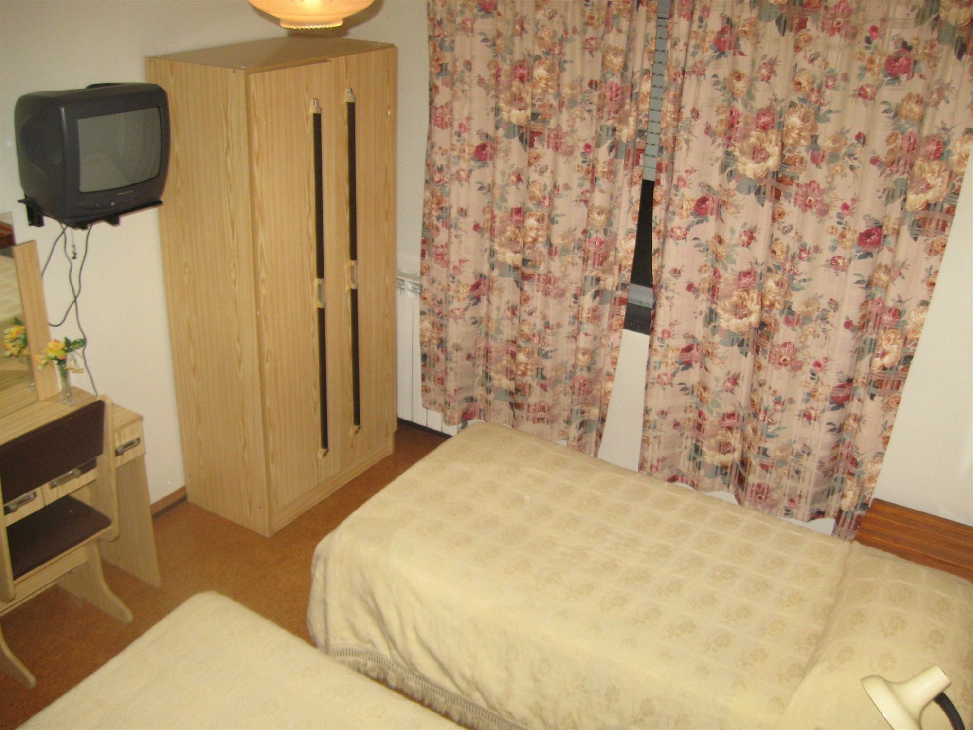 Albergue Pereira Guesthouse Fatima Exterior photo